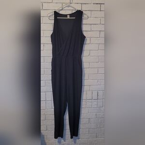 Old Navy Active BREATHE ON Sleeveless Jumpsuit - Size Small